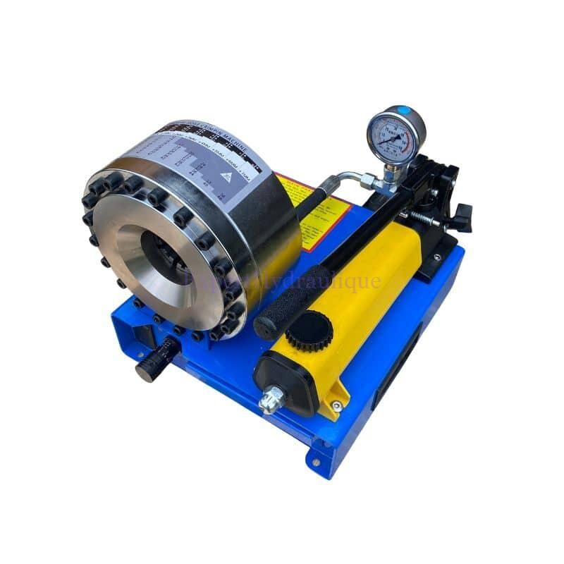 Sertisseuse d’atelier manuelle avec jeux de mors.